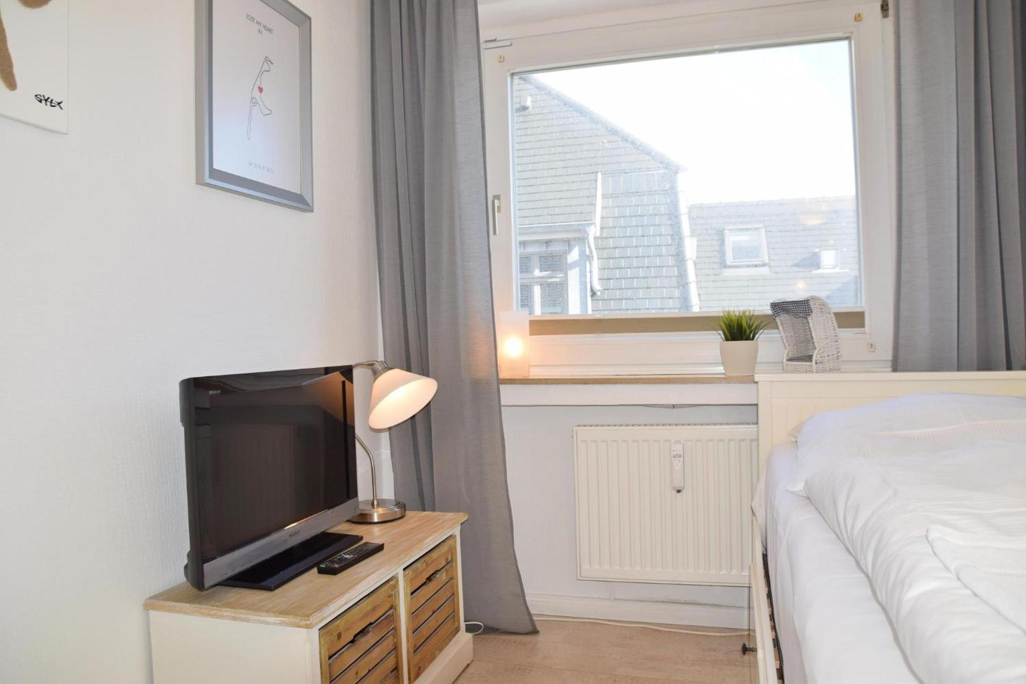 App Seebrise In Westerland Mit Balkon Am Strand Inkl Parkplatz Buitenkant foto